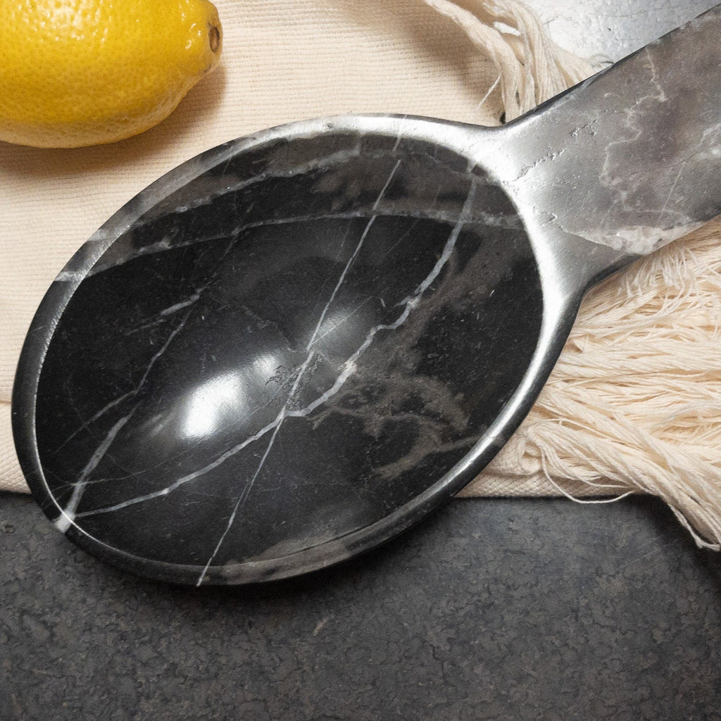 Studio CM | Black marble spoon rest