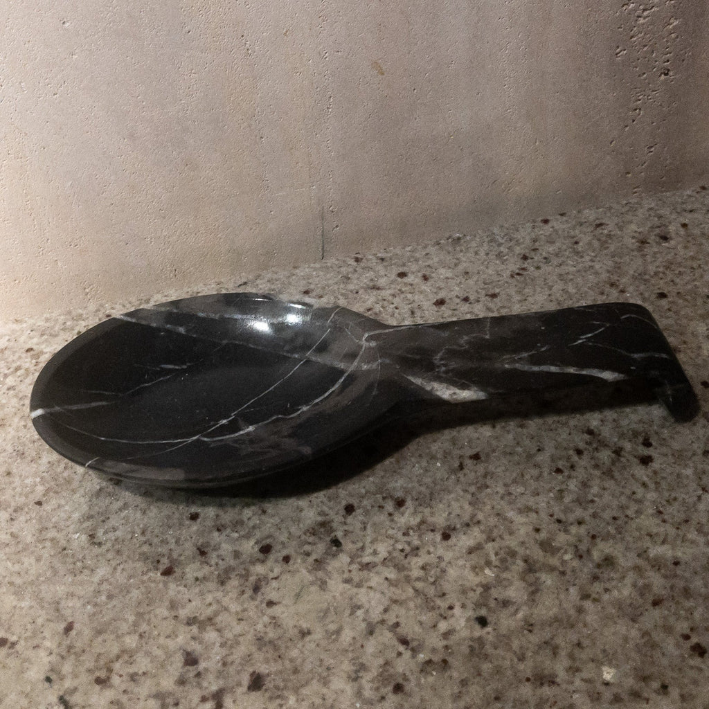 Studio CM | Black marble spoon rest