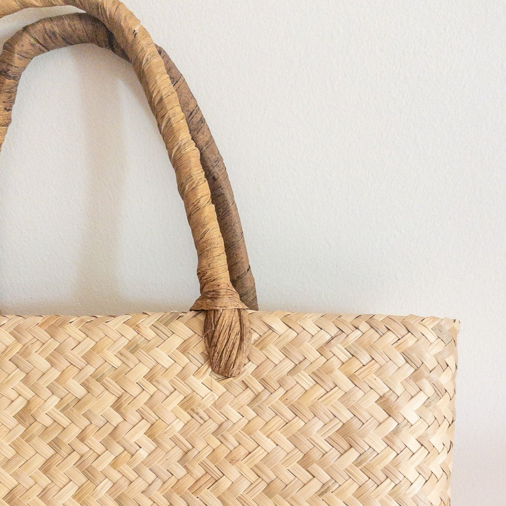 Studio CM | Handmade natural material tote made in Oaxaca Mexico from Palm leaves