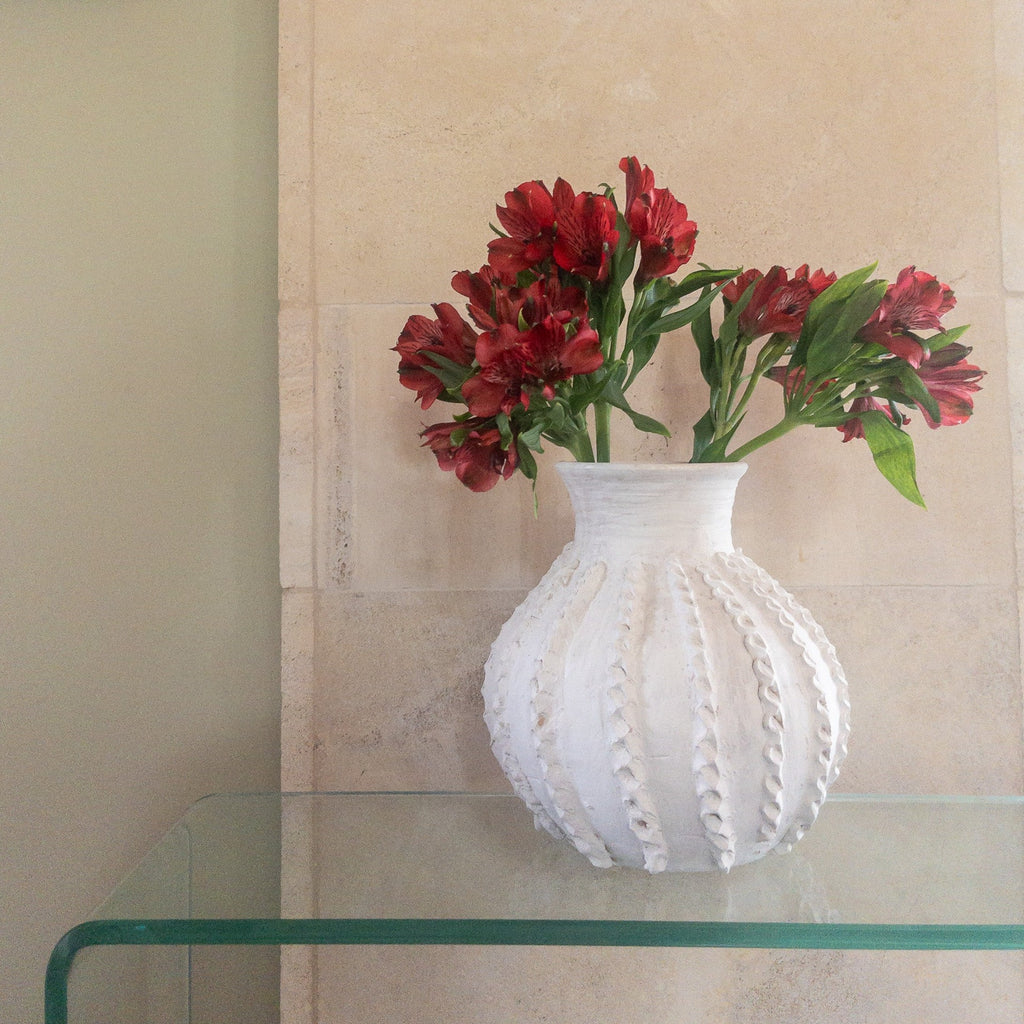 Studio CM | A white colored & textured handmade ceramic vases from Oaxaca Mexico